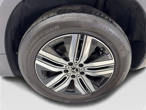 Used 2023 Mercedes-Benz EQB 300 4MATIC image 81