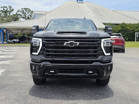 New 2026 Chevrolet Silverado 2500 High Country w/ Midnight Edition AWD/4WD image 8