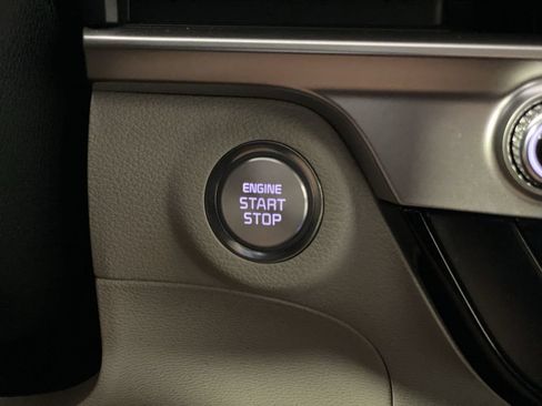 Used 2024 Kia Telluride EX w/ EX Captain's Chair Package FWD image 22