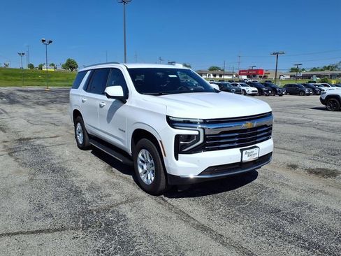 Used 2025 Chevrolet Tahoe LT AWD/4WD image 6