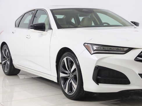 Used 2024 Acura TLX w/ Technology Package image 40