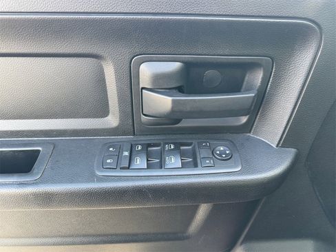 Used 2019 RAM 1500 Express w/ Express Value Package image 20