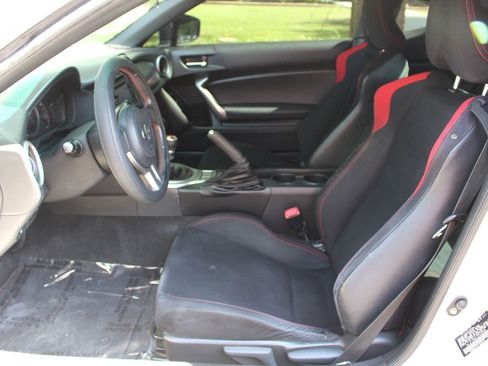 Used 2014 Scion FR-S image 8
