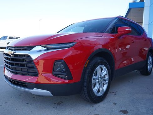 Used 2021 Chevrolet Blazer LT image 3