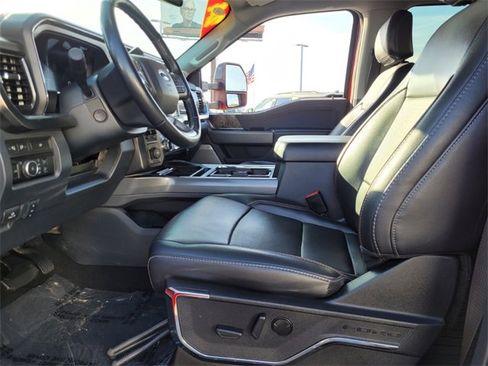 Used 2024 Ford F250 Lariat w/ Lariat Ultimate Package image 4