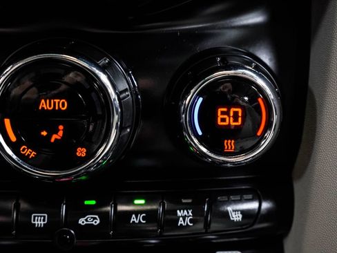 Used 2023 MINI Cooper S w/ Signature Upholstery Package FWD image 30