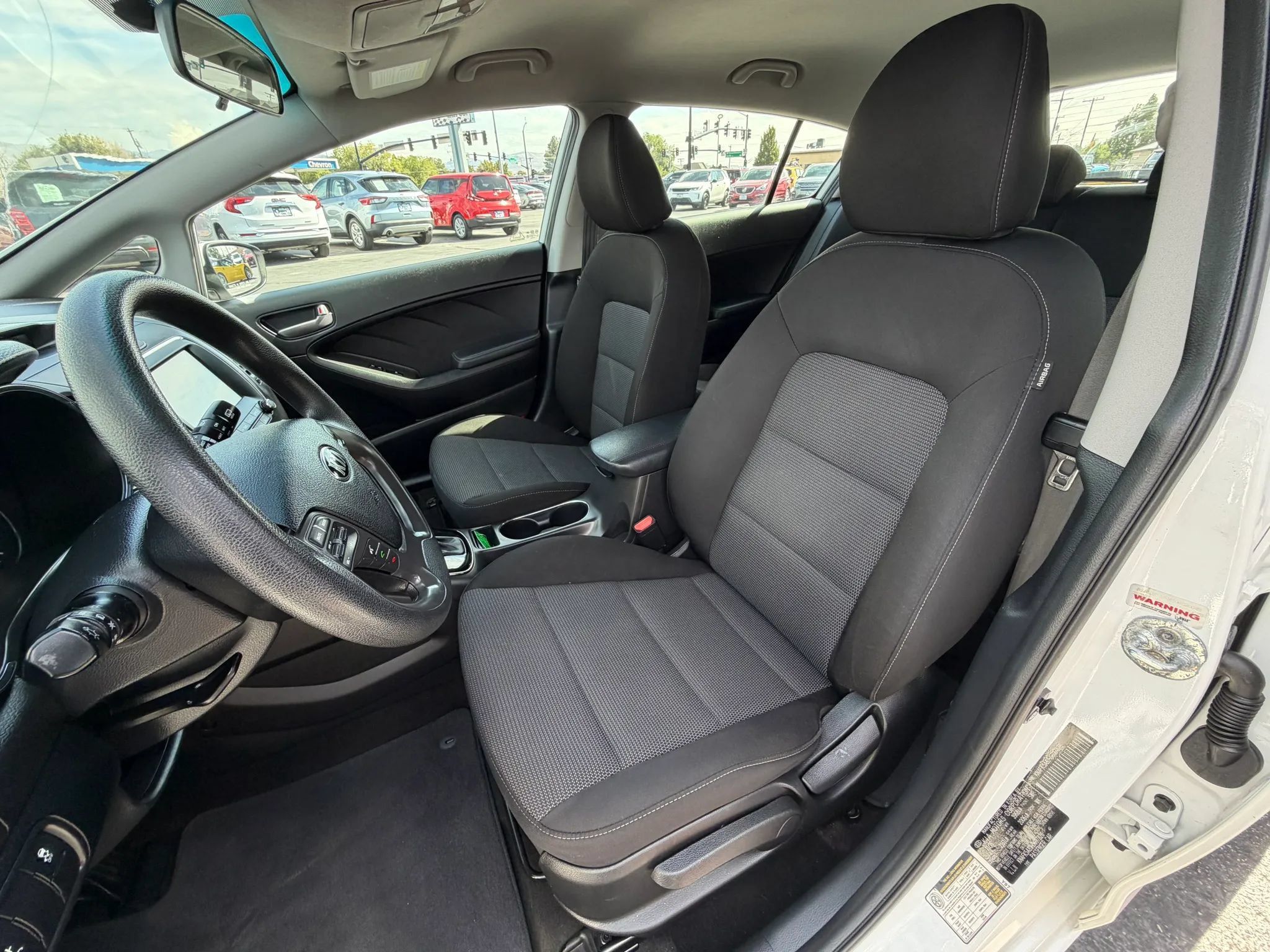 Used 2017 Kia Forte LX w/ LX Popular Plus Package FWD image 10