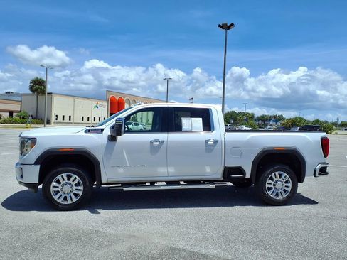 Used 2020 GMC Sierra 2500 Denali w/ Denali Ultimate Package AWD/4WD image 4