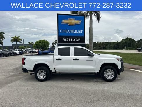 Used 2024 Chevrolet Colorado W/T w/ WT Convenience Package II RWD image 5