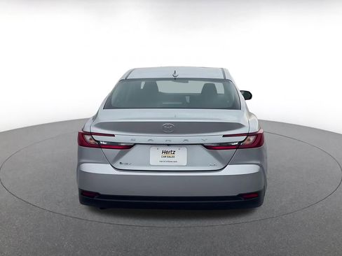 Used 2025 Toyota Camry LE image 12