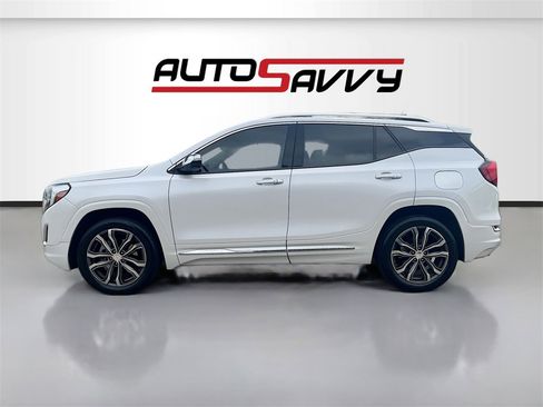 Used 2020 GMC Terrain Denali w/ Denali Premium Package image 4