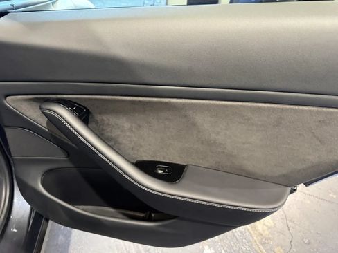 Used 2020 Tesla Model 3 Performance AWD/4WD image 9
