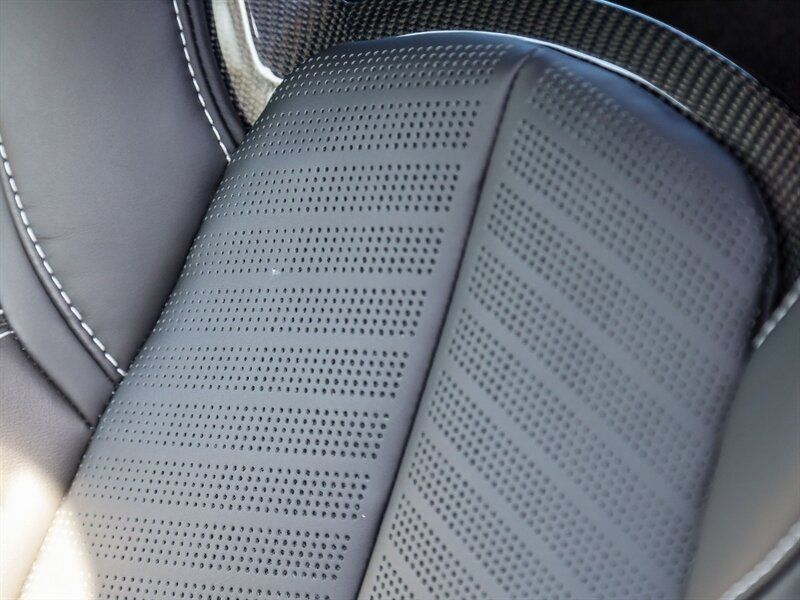 Used 2024 Chevrolet Corvette Z06 RWD image 31