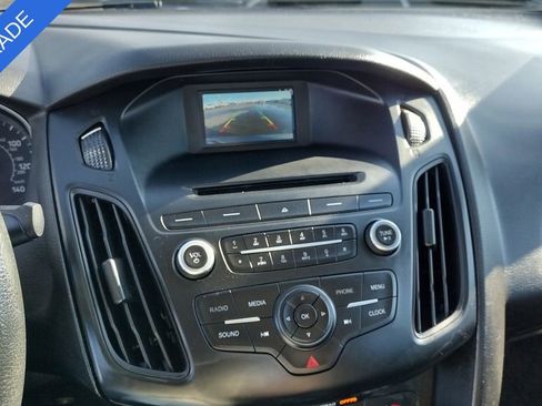 Used 2015 Ford Focus S image 12