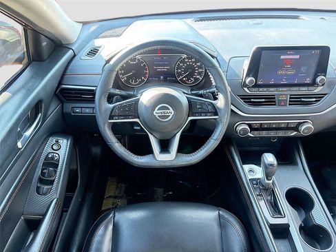 Used 2019 Nissan Altima 2.5 SR w/ SR Premium Package image 22