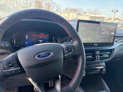 Used 2024 Ford Escape ST-Line w/ Tech Pack #1 image 21