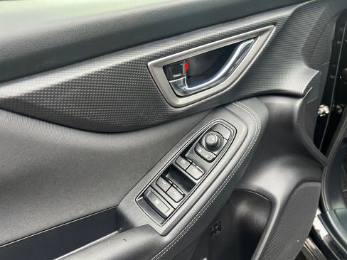 Used 2023 Subaru Forester Premium image 11