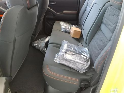 New 2026 Nissan Frontier PRO-4X w/ Pro-4x Convenience Package image 7