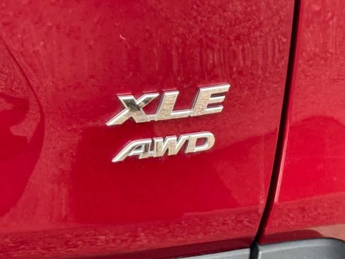 Used 2025 Toyota RAV4 XLE image 10
