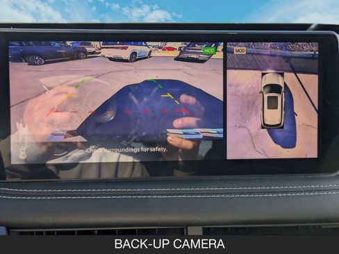 Used 2025 INFINITI QX60 Sensory w/ Vision Package image 19