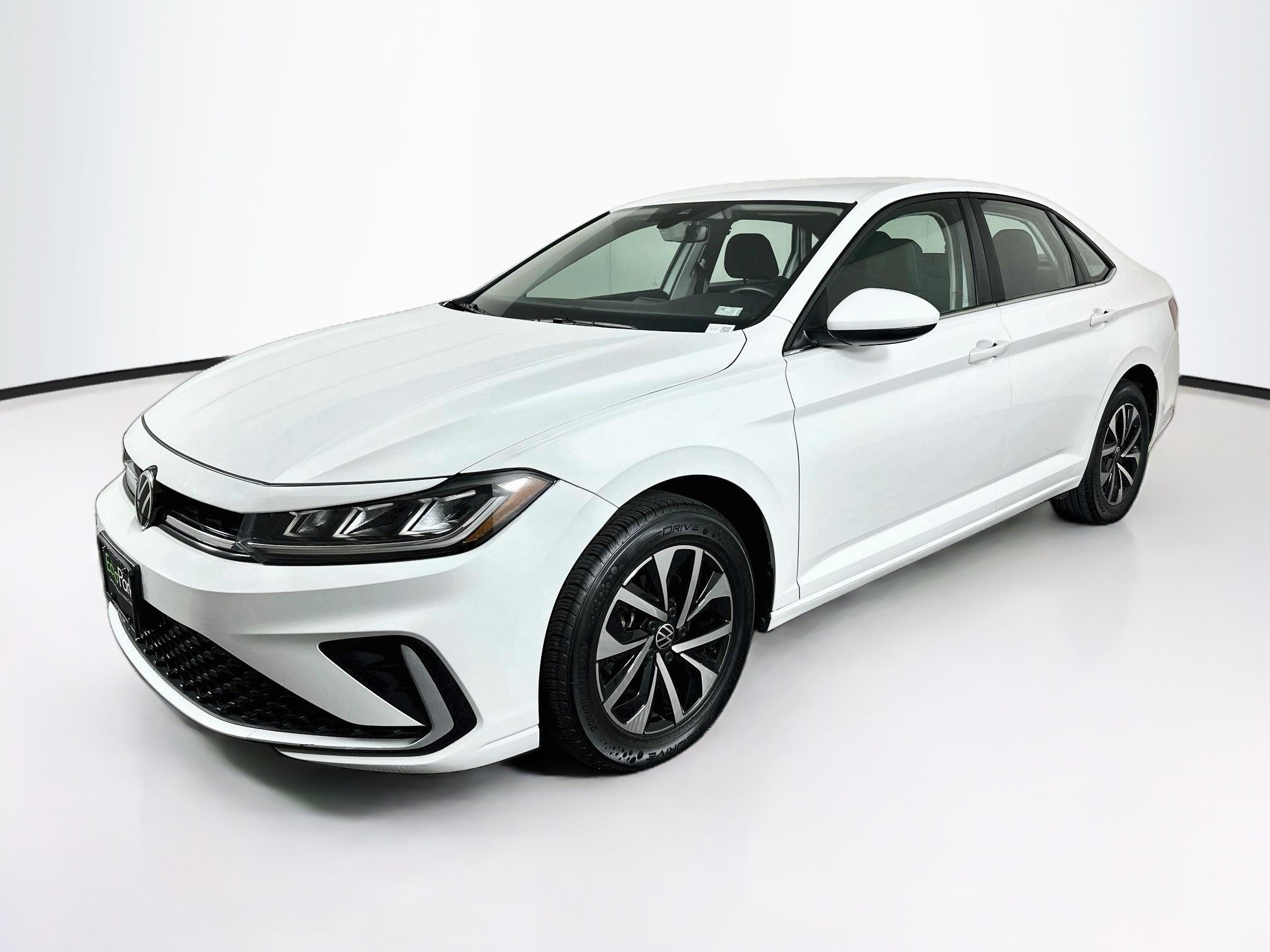 Used 2025 Volkswagen Jetta S FWD image 3