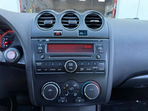 Used 2007 Nissan Altima 2.5 w/ Emergency Aid Pkg FWD image 29