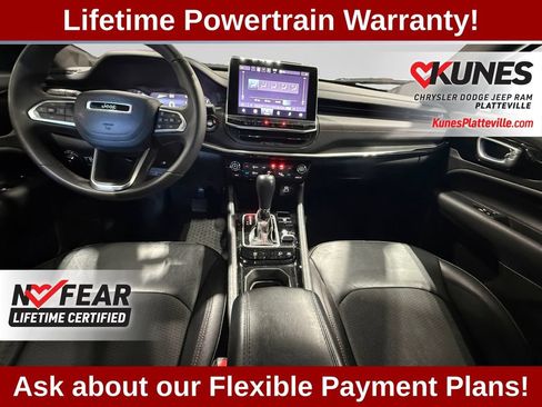 Used 2025 Jeep Compass Trailhawk AWD/4WD image 24