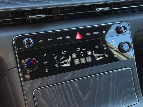 New 2026 Genesis GV80 3.5T Prestige AWD/4WD image 37