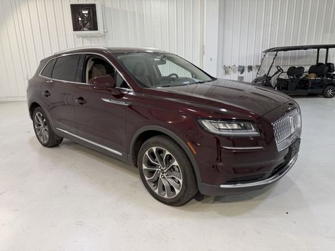 Used 2023 Lincoln Nautilus Reserve image 7