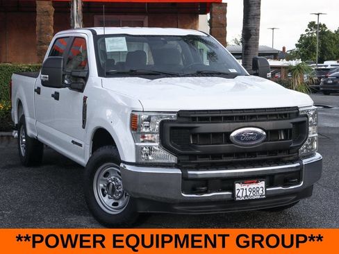 Used 2022 Ford F250 XL w/ Power Equipment Group RWD image 2