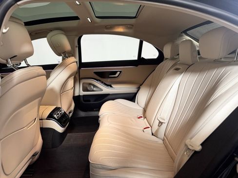 Used 2023 Mercedes-Benz S 500 4MATIC image 19