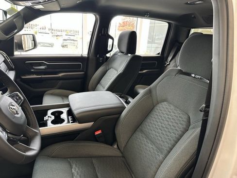 New 2026 RAM 1500 4x4 Crew Cab image 22