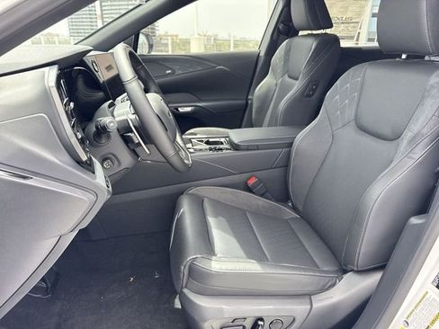 New 2026 Lexus RX 450h AWD image 11