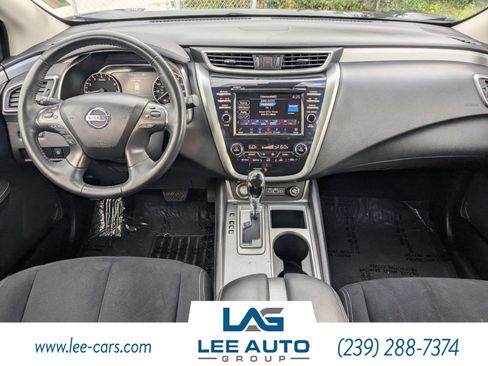 Used 2021 Nissan Murano SV image 12
