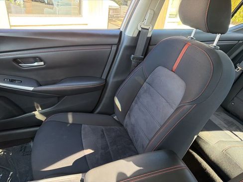 Used 2024 Nissan Sentra SR FWD image 30