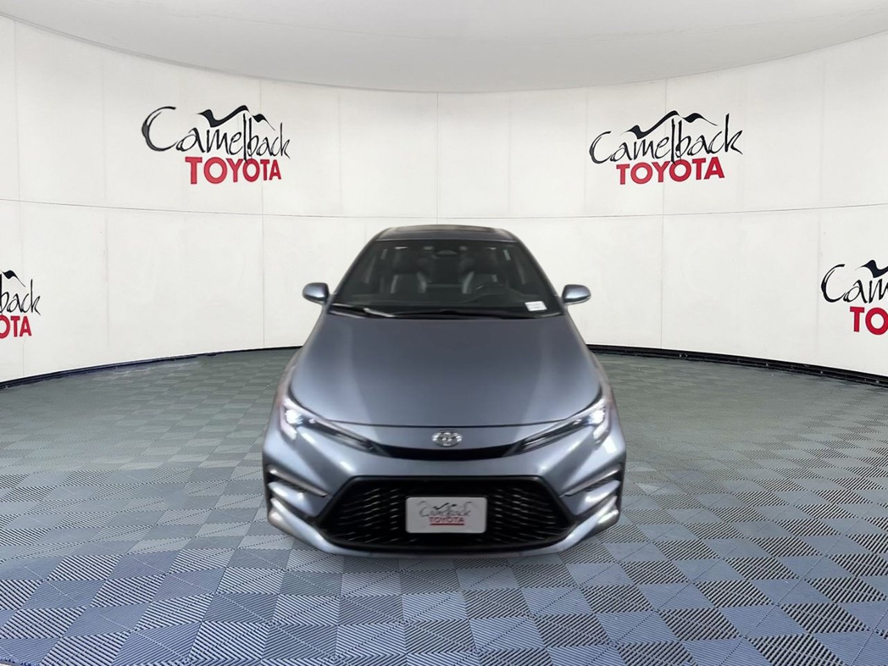 Used 2024 Toyota Corolla XSE FWD image 5