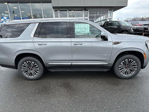 New 2026 GMC Yukon Elevation image 8