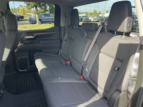 New 2026 GMC Sierra 1500 Elevation image 24