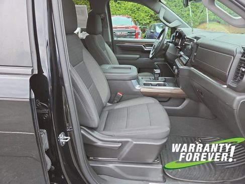 Used 2022 Chevrolet Silverado 1500 LT AWD/4WD image 14