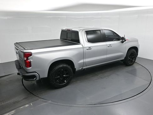 Used 2022 Chevrolet Silverado 1500 LTZ image 40