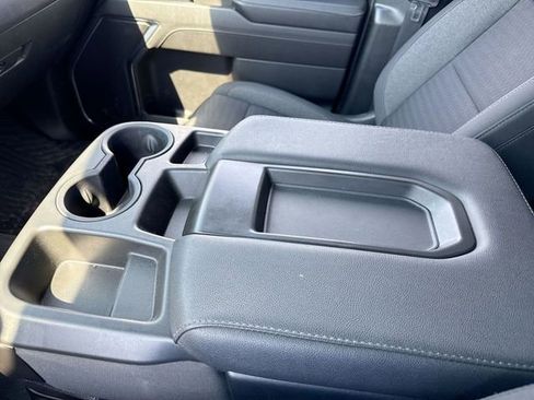 Used 2023 Chevrolet Silverado 1500 LT AWD/4WD image 21