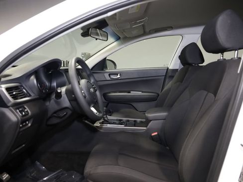 Used 2020 Kia Optima LX FWD image 12