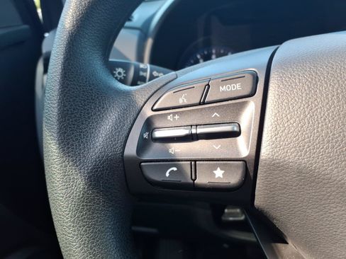 Certified 2023 Hyundai Kona SEL AWD/4WD image 28