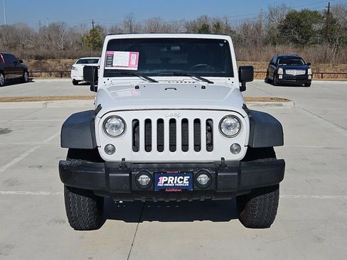 Used 2017 Jeep Wrangler Sport w/ Connectivity Group image 2