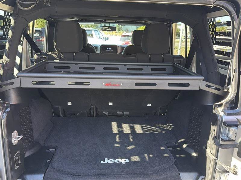 Used 2015 Jeep Wrangler Unlimited Sport w/ Quick Order Package 24S AWD/4WD image 9