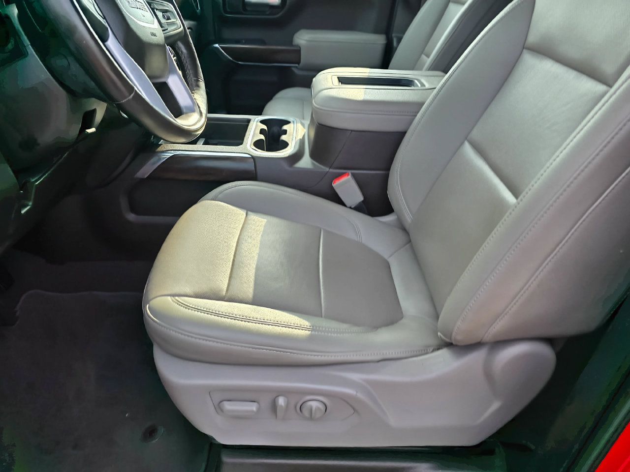 Used 2021 GMC Sierra 1500 SLT AWD/4WD image 11