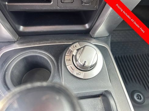 Used 2016 Toyota 4Runner SR5 AWD/4WD image 12