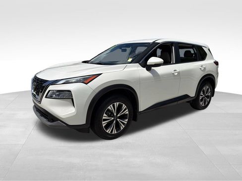 Used 2023 Nissan Rogue SV FWD image 3