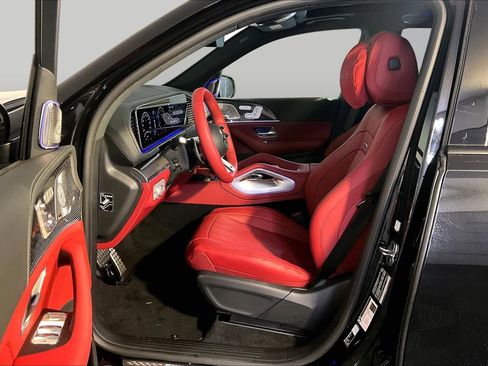 New 2026 Mercedes-Benz GLS 63 AMG 4MATIC image 13