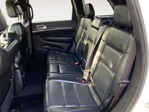 Used 2019 Jeep Grand Cherokee Limited w/ Luxury Group II image 13